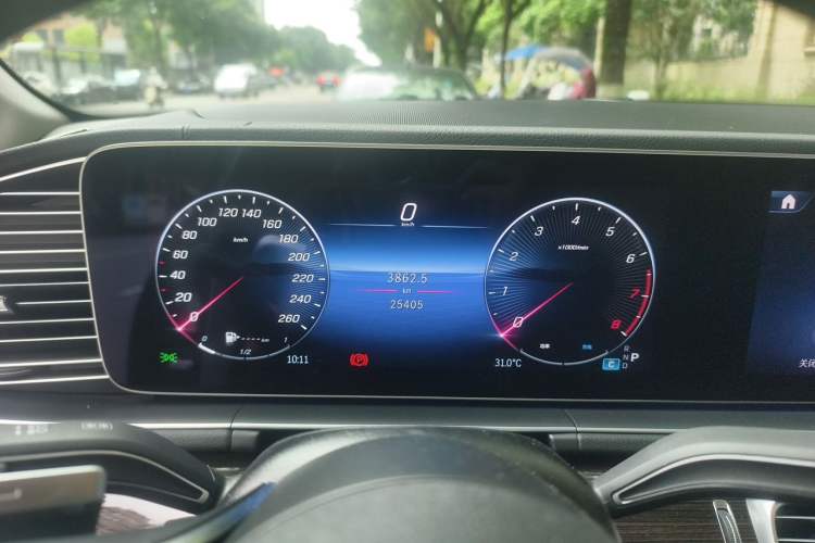 Used Mercedes-Benz GLE 2024 Refreshed GLE 350 4MATIC Stylish Edition Instrument Cluster