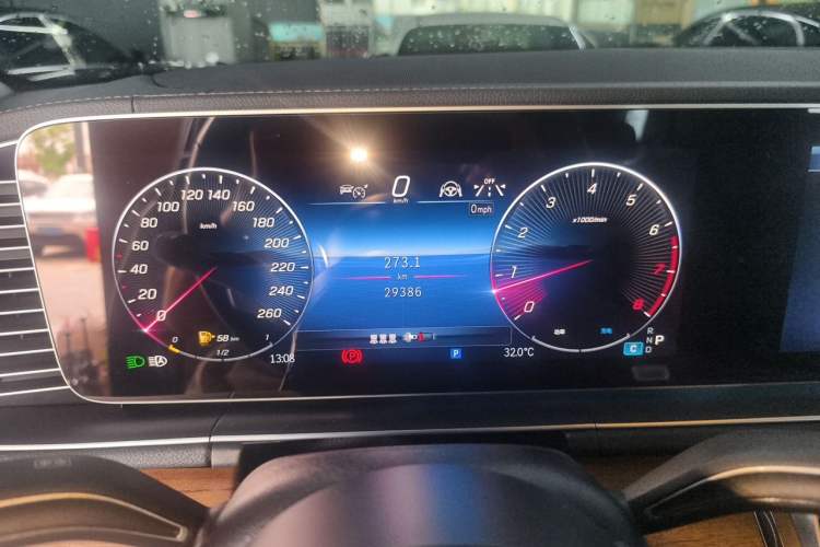 Used Mercedes-Benz GLE 2024 GLE 450 4MATIC Stylish Model Instrument Cluster
