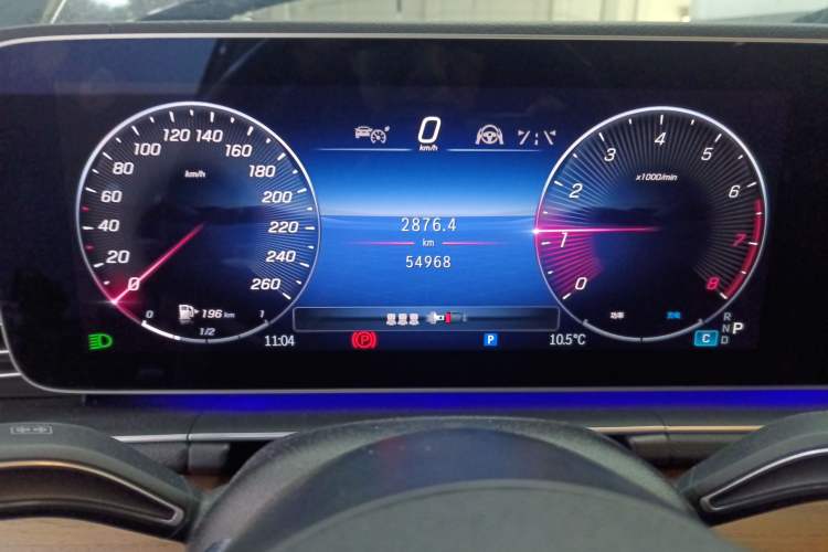 Used Mercedes-Benz GLE 2024 GLE 450 4MATIC Stylish Model Instrument Cluster