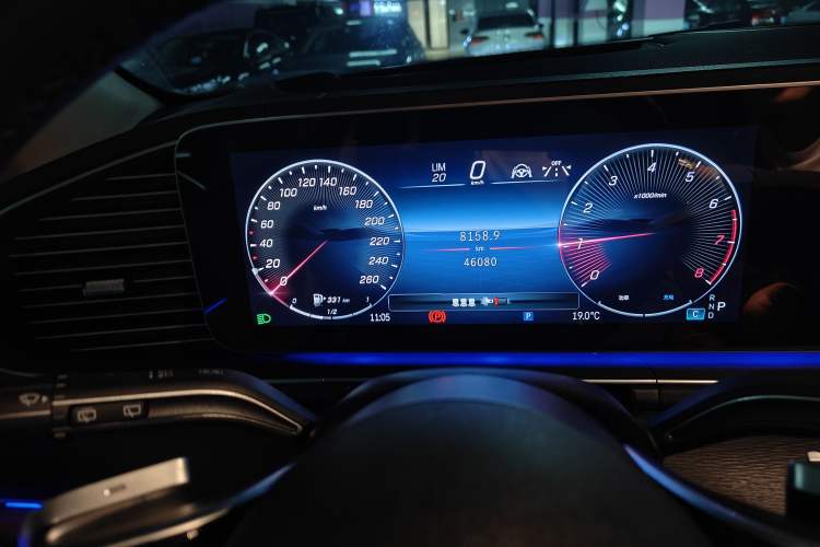 Used Mercedes-Benz GLE 2024 GLE 450 4MATIC Luxury Model Instrument Cluster