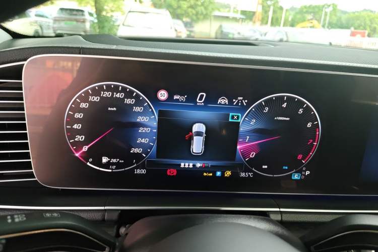 Used Mercedes-Benz GLE 2024 GLE 450 4MATIC Luxury Model Instrument Cluster