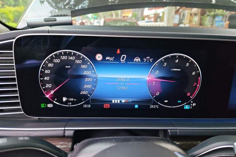 Used Mercedes-Benz GLE 2024 Refreshed GLE 350 4MATIC Stylish Edition Instrument Cluster