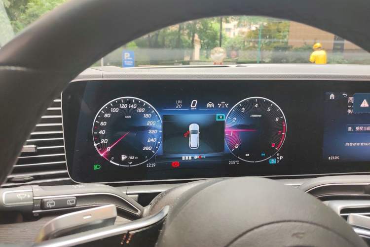 Used Mercedes-Benz GLE 2024 GLE 450 4MATIC Luxury Model Instrument Cluster