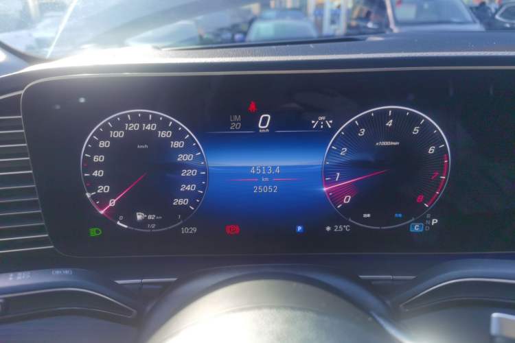 Used Mercedes-Benz GLE 2024 GLE 450 4MATIC Luxury Model Instrument Cluster