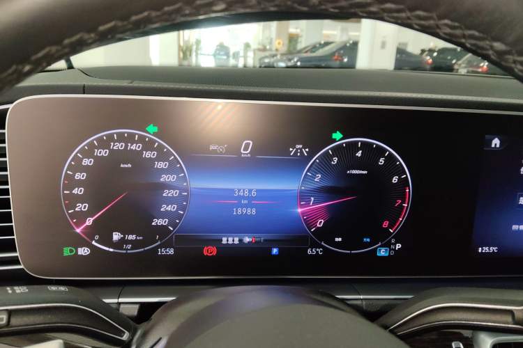 Used Mercedes-Benz GLE 2024 Refreshed GLE 350 4MATIC Stylish Edition Instrument Cluster