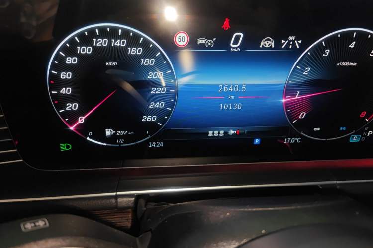 Used Mercedes-Benz GLE 2024 GLE 350 4MATIC Stylish Model Instrument Cluster