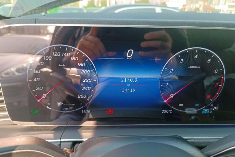 Used Mercedes-Benz GLE 2024 Refreshed GLE 350 4MATIC Stylish Edition Instrument Cluster