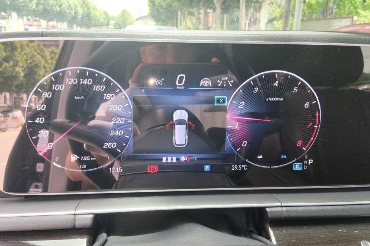 Used Mercedes-Benz GLE 2024 GLE 350 4MATIC Stylish Model Instrument Cluster