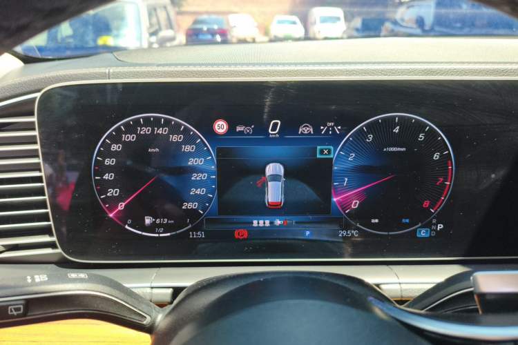 Used Mercedes-Benz GLE 2024 GLE 450 4MATIC Stylish Model Instrument Cluster