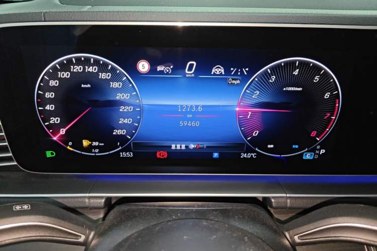 Used Mercedes-Benz GLE 2024 GLE 450 4MATIC Luxury Model Instrument Cluster