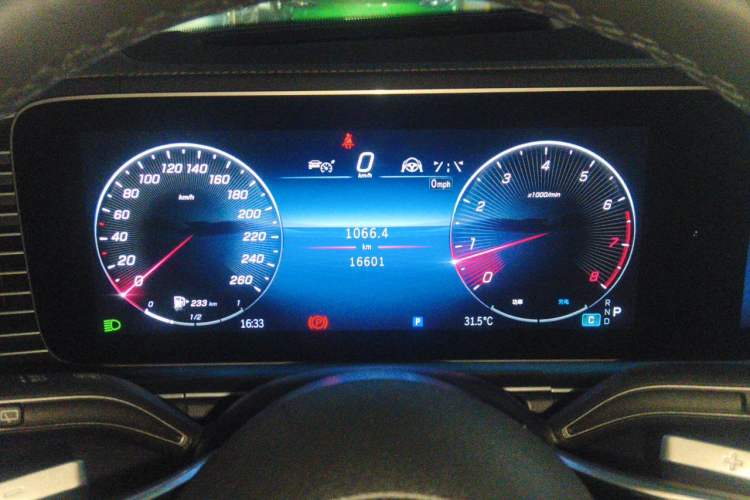 Used Mercedes-Benz GLE 2024 GLE 450 4MATIC Luxury Model Instrument Cluster