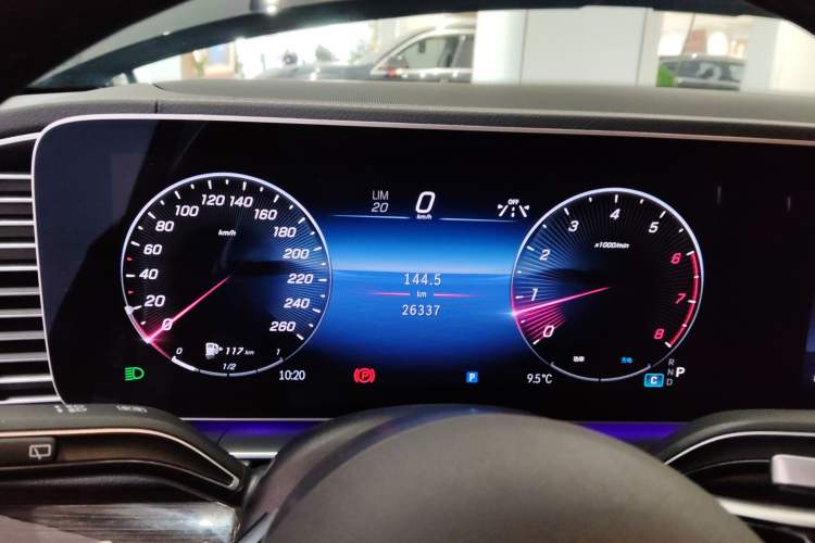 Used Mercedes-Benz GLE 2024 Refreshed GLE 350 4MATIC Stylish Edition Instrument Cluster