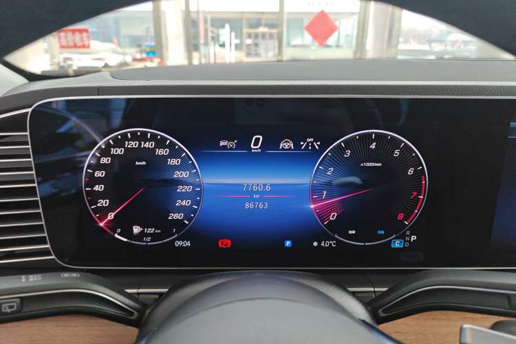 Used Mercedes-Benz GLE 2024 GLE 450 4MATIC Stylish Model Instrument Cluster