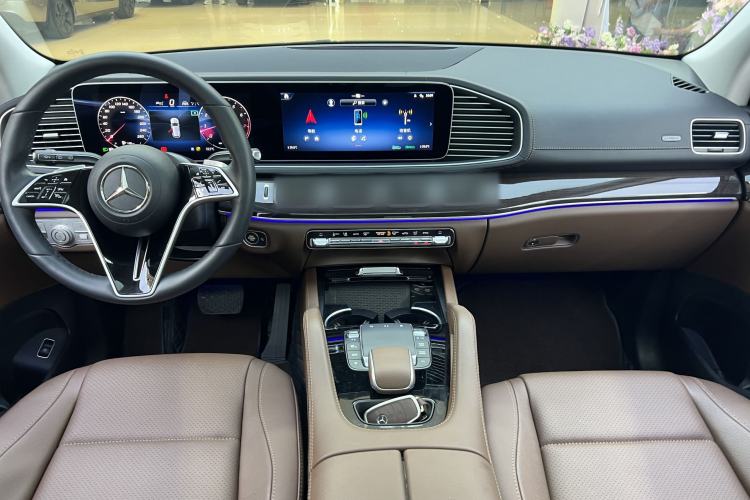 Used Mercedes-Benz GLE 2024 GLE 350 4MATIC Stylish Model Interior 1