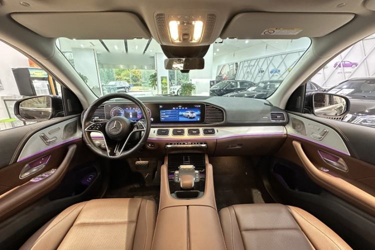 Used Mercedes-Benz GLE 2024 GLE 450 4MATIC AMG Line Interior 2
