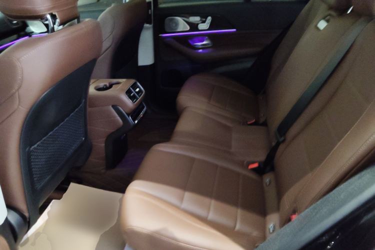 Used Mercedes-Benz GLE 2024 Refreshed GLE 350 4MATIC Stylish Edition Interior 4
