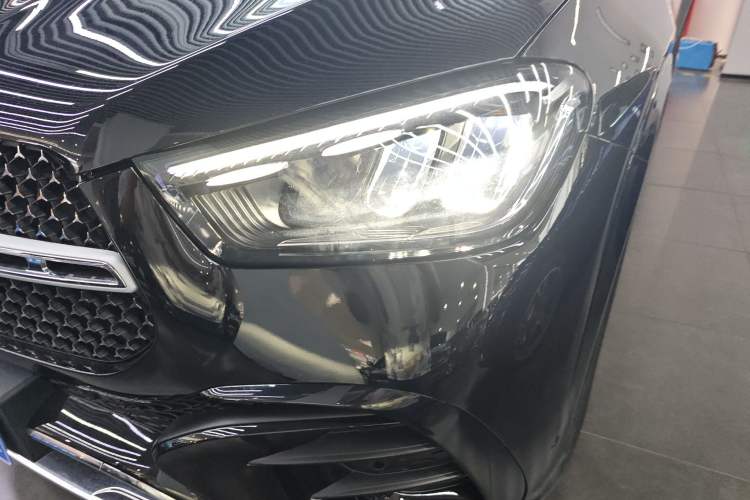 Used Mercedes-Benz GLE 2024 Refreshed GLE 350 4MATIC Stylish Edition Left Front Headlight