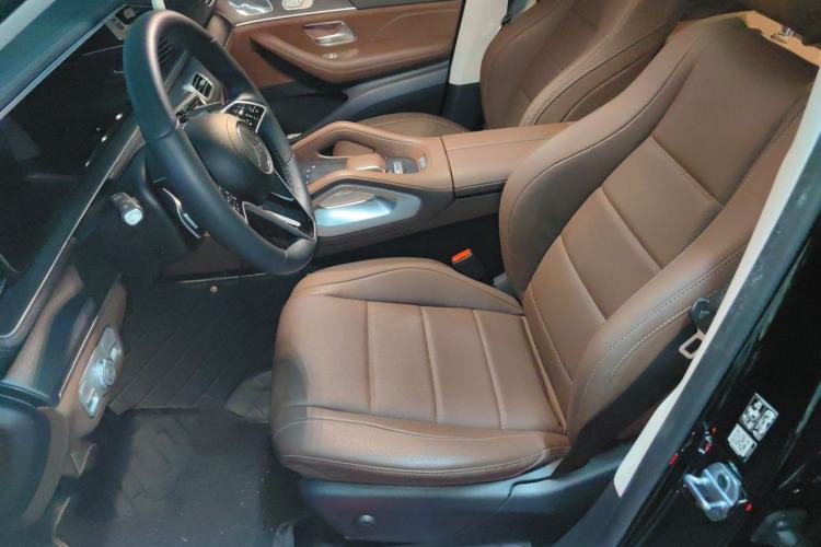 Used Mercedes-Benz GLE 2024 GLE 450 4MATIC Luxury Model Left Front Seat