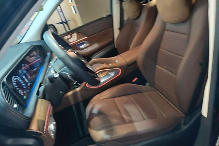 Used Mercedes-Benz GLE 2024 GLE 450 4MATIC Stylish Model Left Front Seat