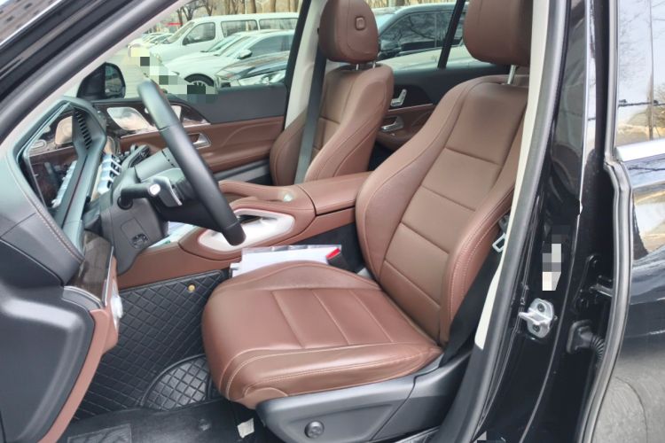 Used Mercedes-Benz GLE 2024 Refreshed GLE 350 4MATIC Stylish Edition Left Front Seat