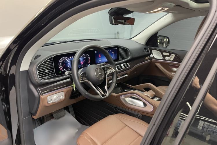 Used Mercedes-Benz GLE 2024 GLE 350 4MATIC Stylish Model Left Front Seat