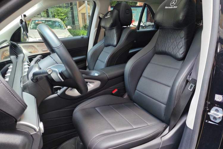 Used Mercedes-Benz GLE 2024 GLE 350 4MATIC Dynamic Edition Left Front Seat