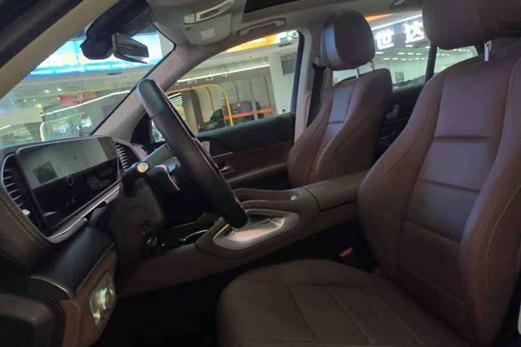 Used Mercedes-Benz GLE 2024 GLE 450 4MATIC Luxury Model Left Front Seat