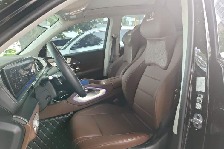 Used Mercedes-Benz GLE 2024 GLE 450 4MATIC Luxury Model Left Front Seat