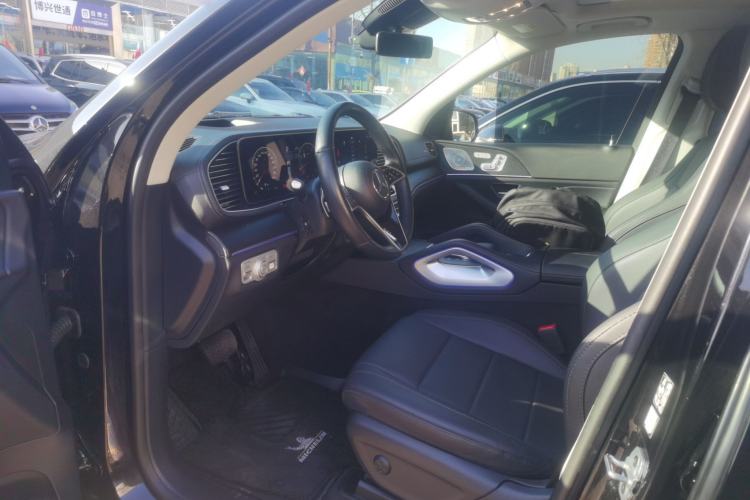 Used Mercedes-Benz GLE 2024 GLE 450 4MATIC Luxury Model Left Front Seat