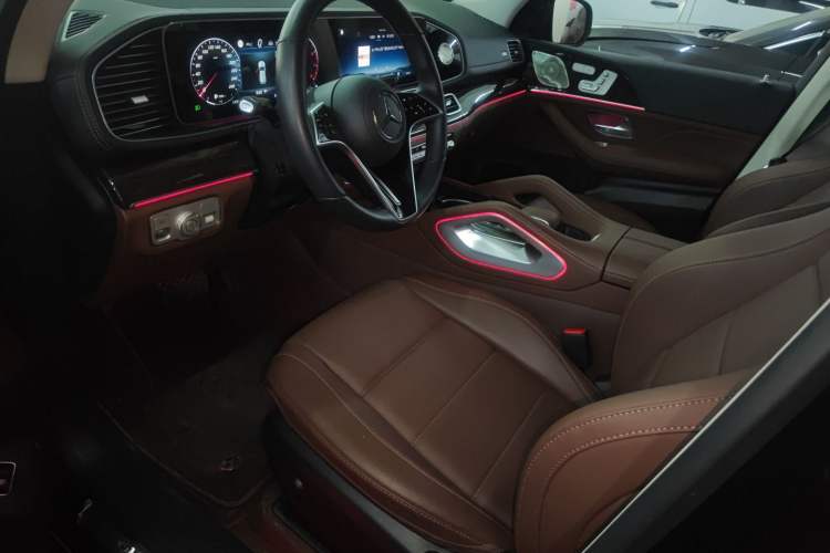 Used Mercedes-Benz GLE 2024 GLE 350 4MATIC Stylish Model Left Front Seat