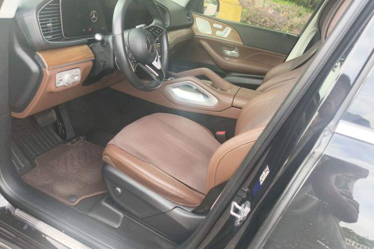 Used Mercedes-Benz GLE 2024 GLE 450 4MATIC Stylish Model Left Front Seat