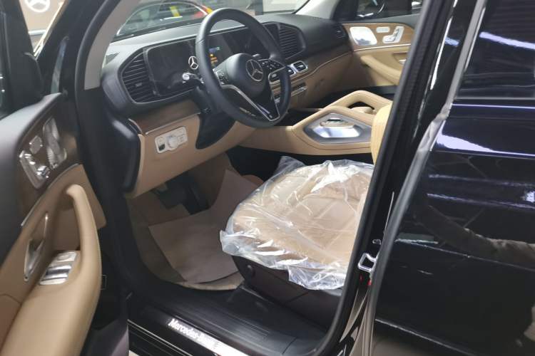 Used Mercedes-Benz GLE 2024 GLE 450 4MATIC Stylish Model Left Front Seat