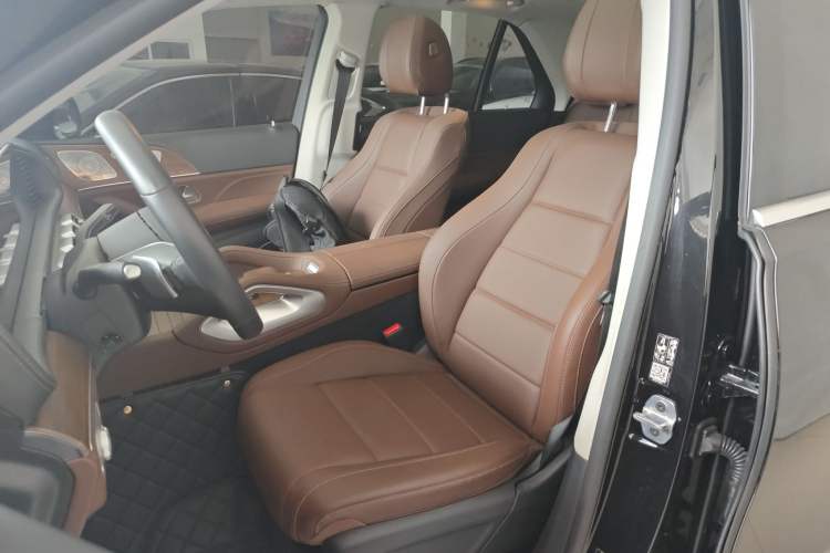Used Mercedes-Benz GLE 2024 GLE 450 4MATIC Stylish Model Left Front Seat