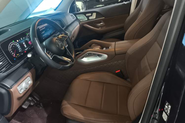 Used Mercedes-Benz GLE 2024 GLE 450 4MATIC Luxury Model Left Front Seat
