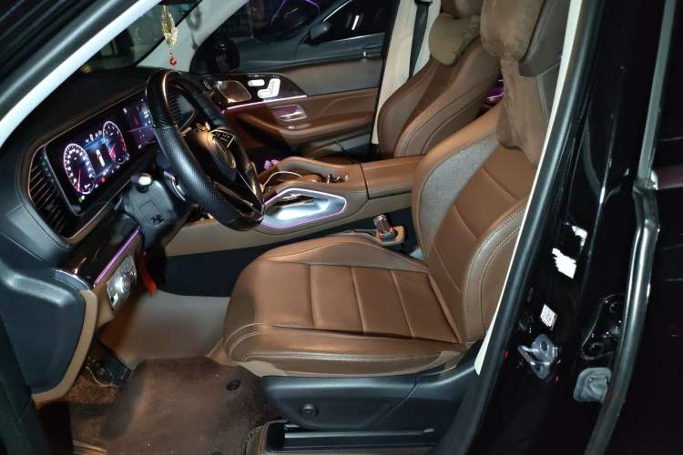 Used Mercedes-Benz GLE 2024 GLE 350 4MATIC Stylish Model Left Front Seat