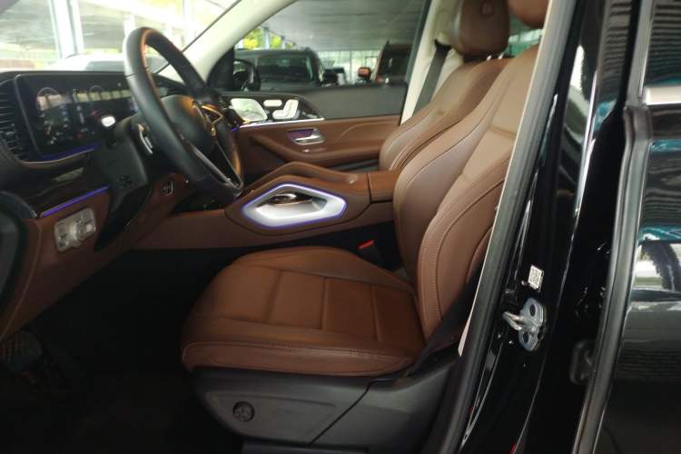 Used Mercedes-Benz GLE 2024 GLE 350 4MATIC Stylish Model Left Front Seat