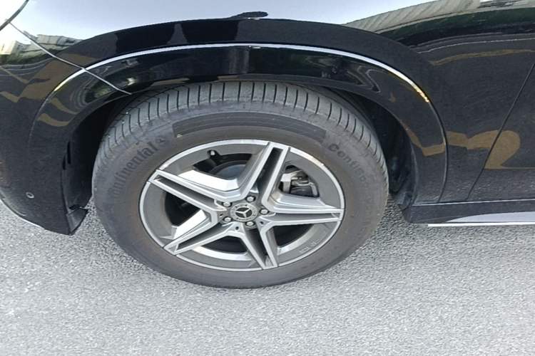 Used Mercedes-Benz GLE 2024 GLE 450 4MATIC Stylish Model Left Front Wheel Hub