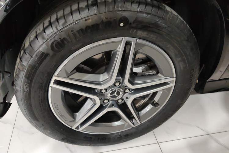 Used Mercedes-Benz GLE 2024 GLE 450 4MATIC Stylish Model Left Front Wheel Hub
