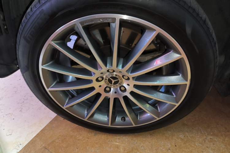 Used Mercedes-Benz GLE 2024 GLE 450 4MATIC Luxury Model Left Front Wheel Hub