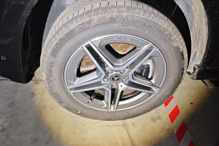 Used Mercedes-Benz GLE 2024 GLE 450 4MATIC Stylish Model Left Front Wheel Hub
