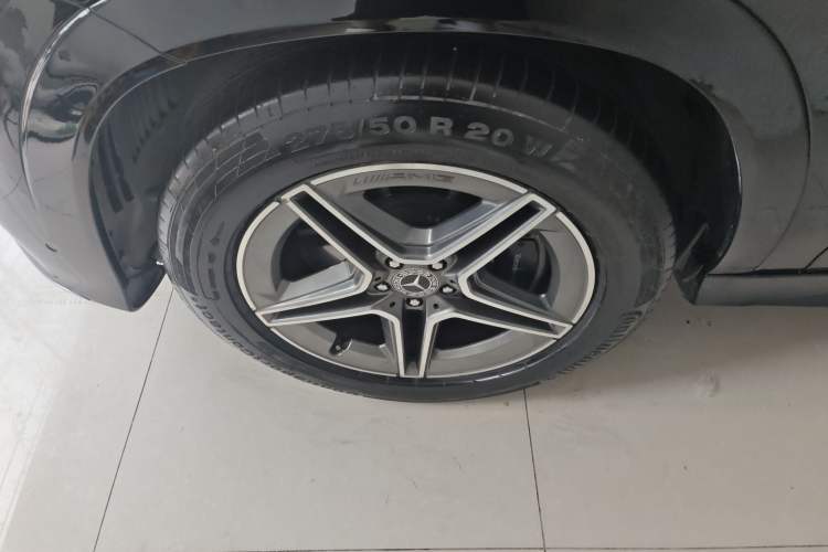 Used Mercedes-Benz GLE 2024 GLE 450 4MATIC Stylish Model Left Front Wheel Hub