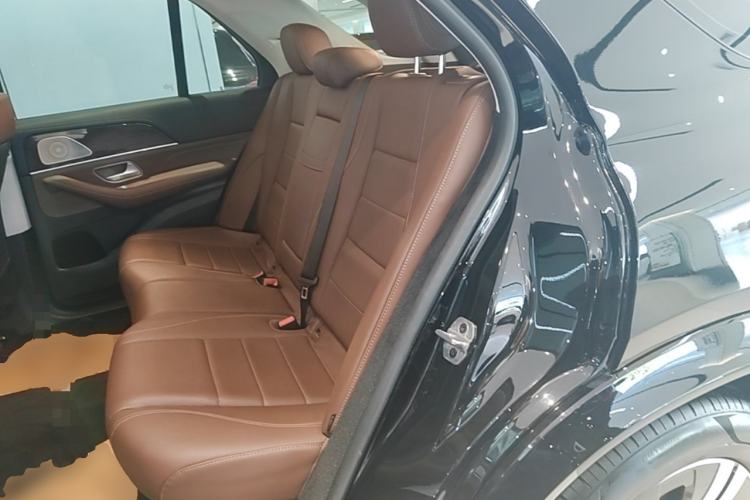 Used Mercedes-Benz GLE 2024 GLE 350 4MATIC Stylish Model Left Rear Seat