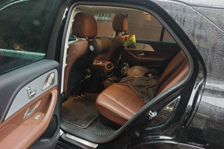 Used Mercedes-Benz GLE 2024 GLE 450 4MATIC AMG Line Left Rear Seat