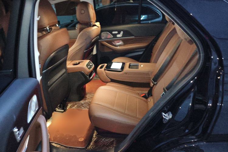 Used Mercedes-Benz GLE 2024 GLE 450 4MATIC Luxury Model Left Rear Seat
