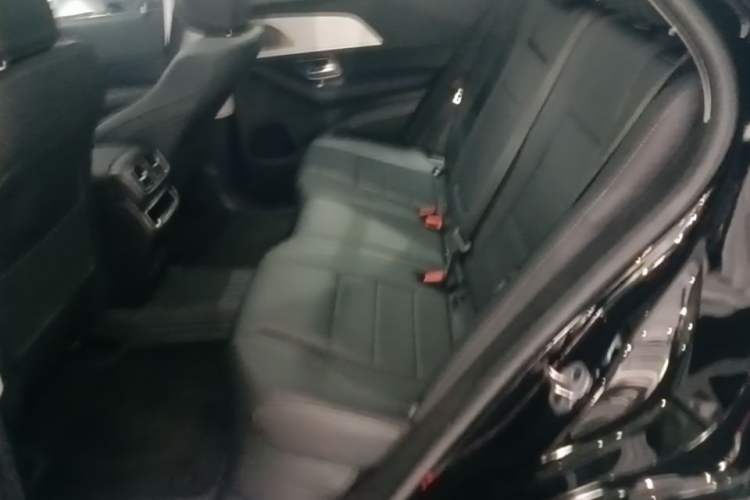 Used Mercedes-Benz GLE 2024 GLE 350 4MATIC Dynamic Edition Left Rear Seat