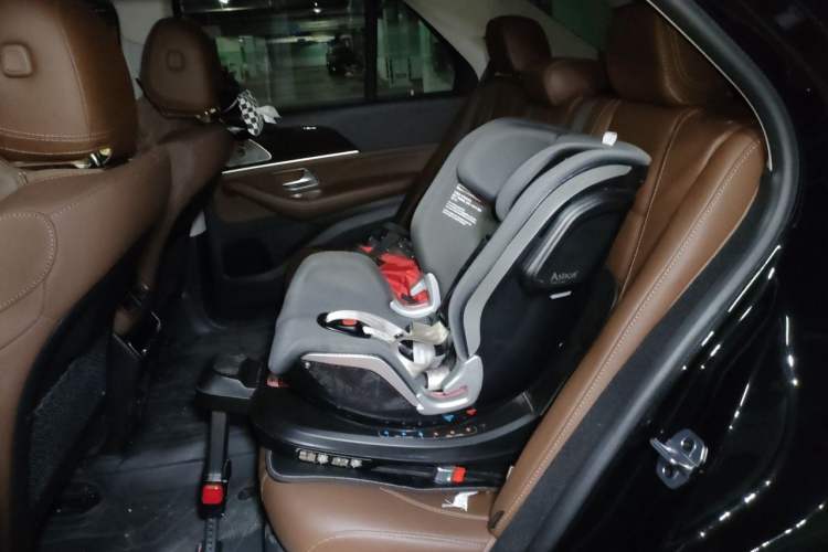 Used Mercedes-Benz GLE 2024 GLE 350 4MATIC Dynamic Edition Left Rear Seat