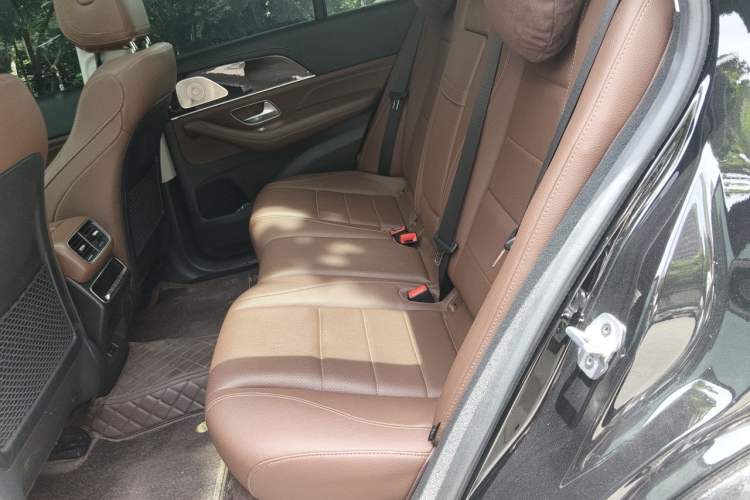 Used Mercedes-Benz GLE 2024 GLE 350 4MATIC Stylish Model Left Rear Seat