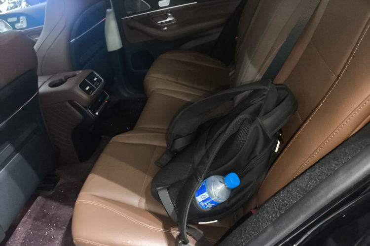 Used Mercedes-Benz GLE 2024 GLE 450 4MATIC Luxury Model Left Rear Seat