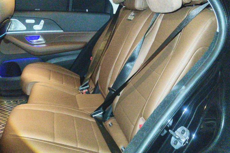 Used Mercedes-Benz GLE 2024 GLE 450 4MATIC Luxury Model Left Rear Seat