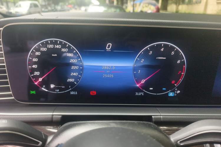 Used Mercedes-Benz GLE 2024 Refreshed GLE 350 4MATIC Stylish Edition Odometer Close Up